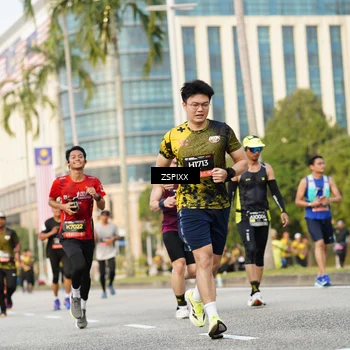 Runner Photo 6385742