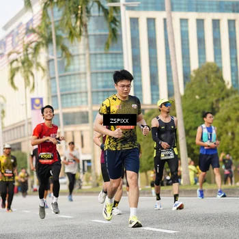 Runner Photo 6385747