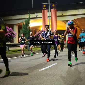 Runner Photo 6385771