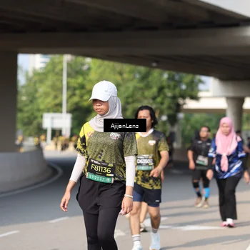 Runner Photo 6385775