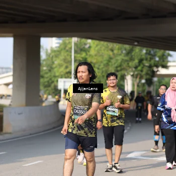 Runner Photo 6385788
