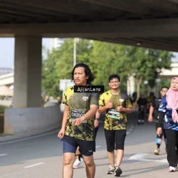 Runner Photo 6385796