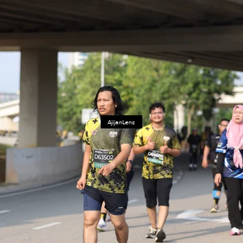 Runner Photo 6385818