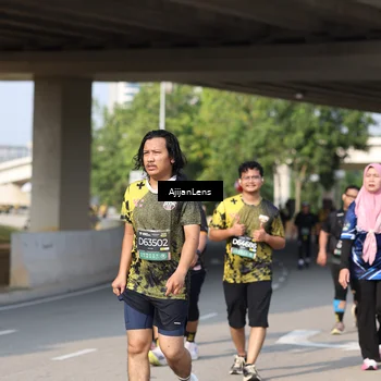 Runner Photo 6385830