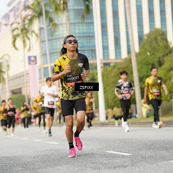 Runner Photo 6385839