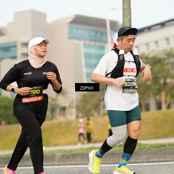 Runner Photo 6385840