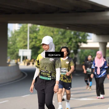 Runner Photo 6385848