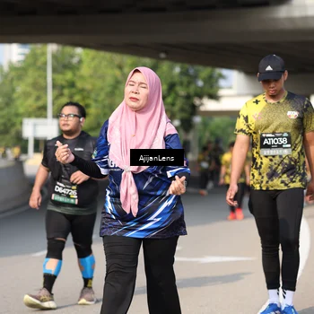 Runner Photo 6385920