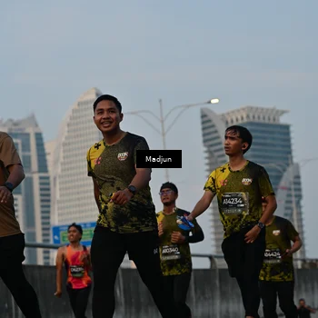 Runner Photo 6385994