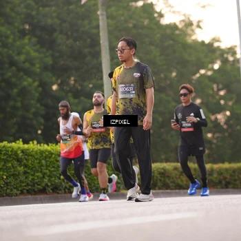 Runner Photo 6386006