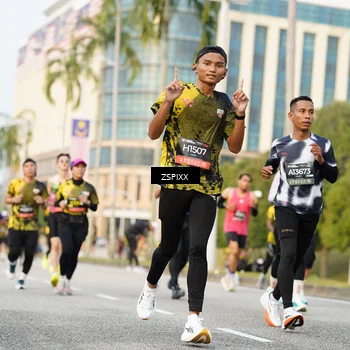 Runner Photo 6386009