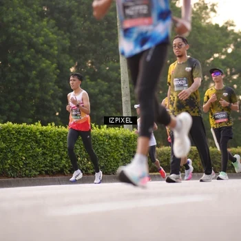 Runner Photo 6386029