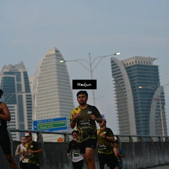 Runner Photo 6386037