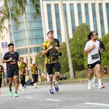 Runner Photo 6386040
