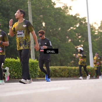 Runner Photo 6386056