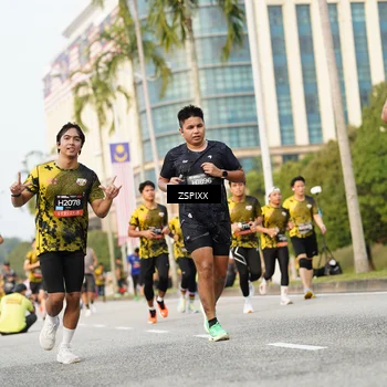 Runner Photo 6386059