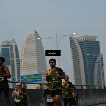 Runner Photo 6386065