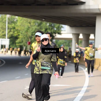 Runner Photo 6386100