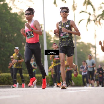 Runner Photo 6386294