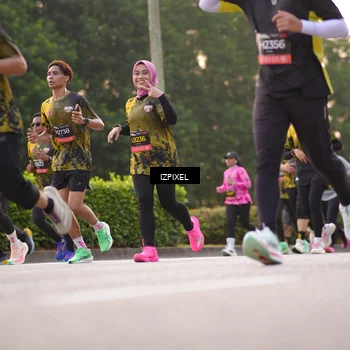 Runner Photo 6386565
