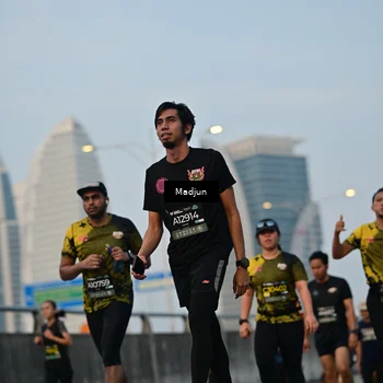 Runner Photo 6386667