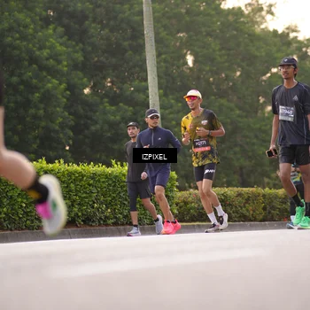Runner Photo 6386861