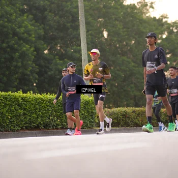 Runner Photo 6386862