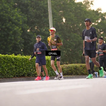 Runner Photo 6386863