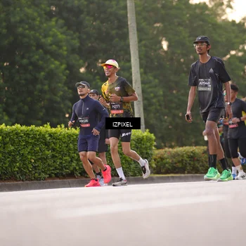 Runner Photo 6386868