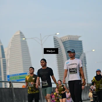 Runner Photo 6386892