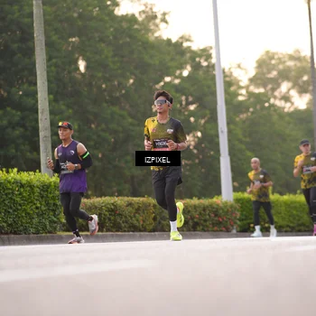 Runner Photo 6386900