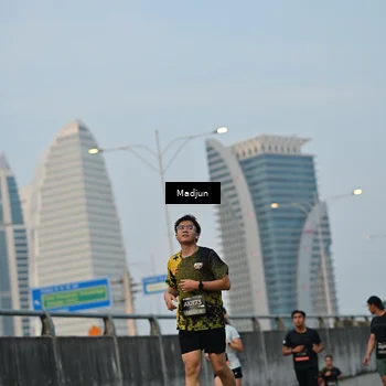 Runner Photo 6386917