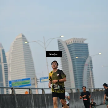 Runner Photo 6386928