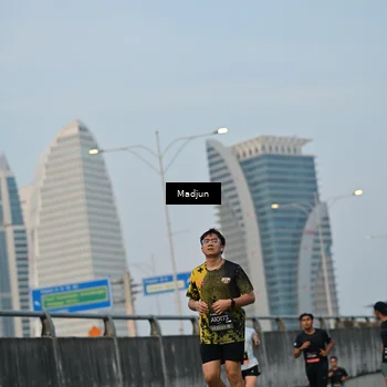 Runner Photo 6386963