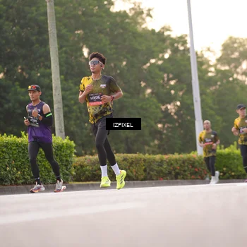 Runner Photo 6386975