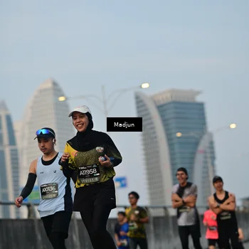 Runner Photo 6387001