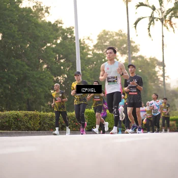 Runner Photo 6387009
