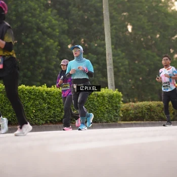 Runner Photo 6387051