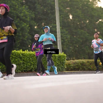 Runner Photo 6387075