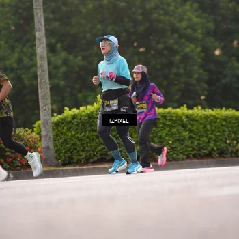 Runner Photo 6387080
