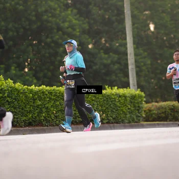 Runner Photo 6387088