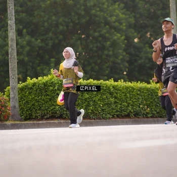 Runner Photo 6387178
