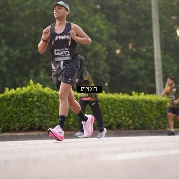 Runner Photo 6387183