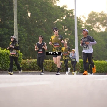 Runner Photo 6387235