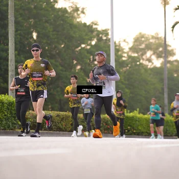 Runner Photo 6387241