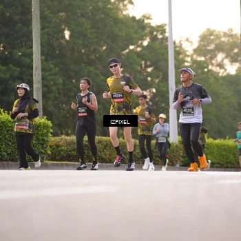 Runner Photo 6387244