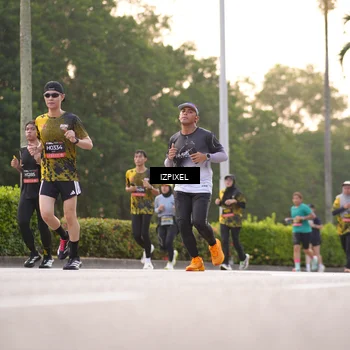 Runner Photo 6387255