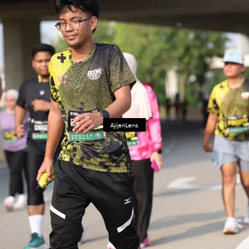 Runner Photo 6387259