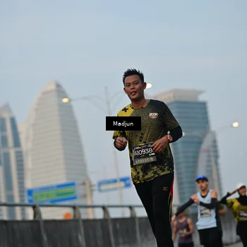 Runner Photo 6387279