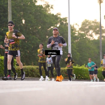 Runner Photo 6387312